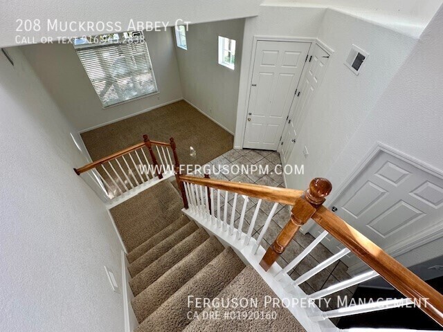 Building Photo - 208 Muckross Abbey Ct