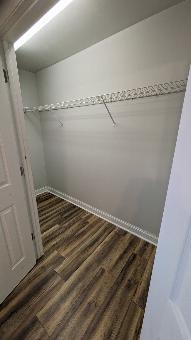 Building Photo - 2621 Macgregor Downs Rd