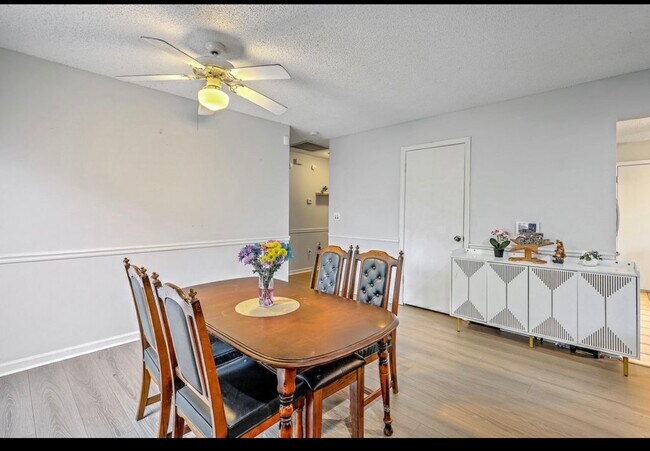 Building Photo - 1841 Sundancer Ln