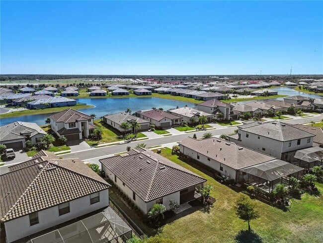 Building Photo - 15719 Islandwalk Ave