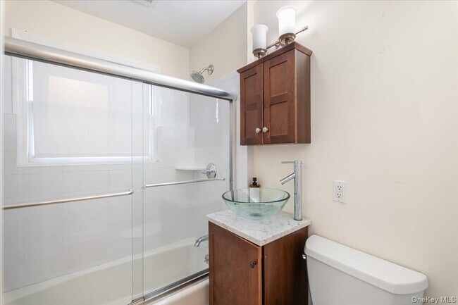 Building Photo - 6A Dickel Rd