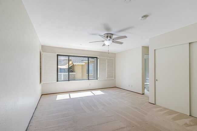 Building Photo - Two Primary Suites w/ Bonus Room l Prime L...