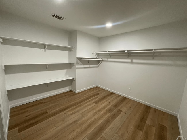 Building Photo - 9306 Hunters Trace