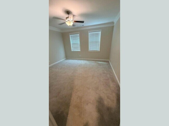 Building Photo - 5325 Chesire Ct