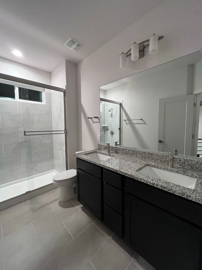 Building Photo - 1531 N Red Bud Ln