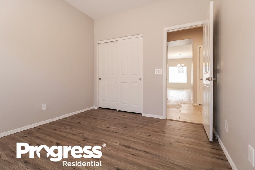 Building Photo - 23851 W Gibson Ln