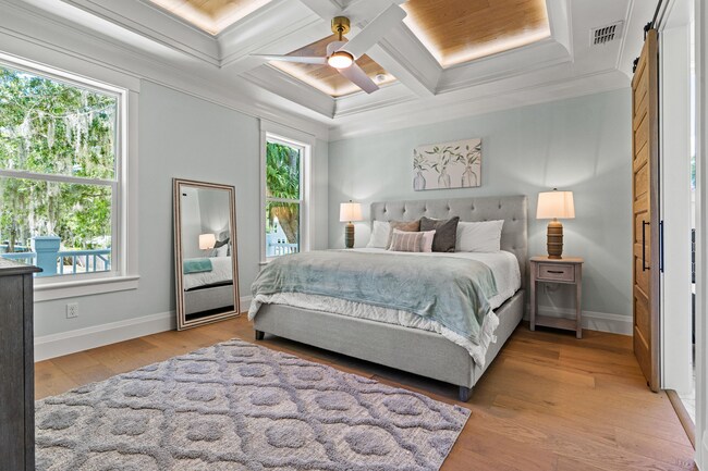 Building Photo - 202 NE 2nd Ave