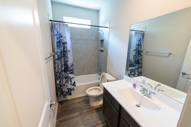 Building Photo - 1258 Sandstone Hls Dr