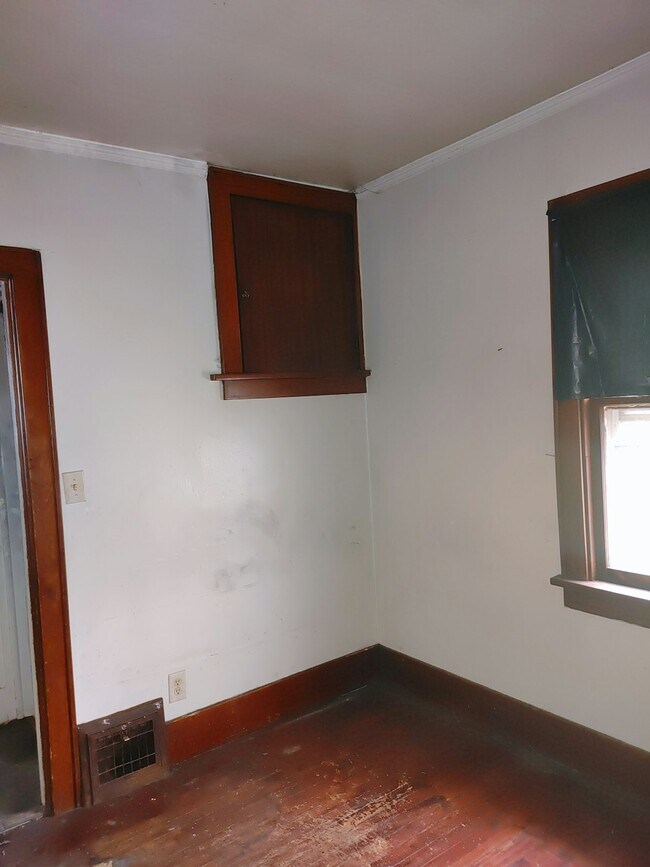 Building Photo - 1315 W John H Gwynn Jr Ave
