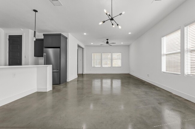 Building Photo - 3013 Alpha Wolf Ct
