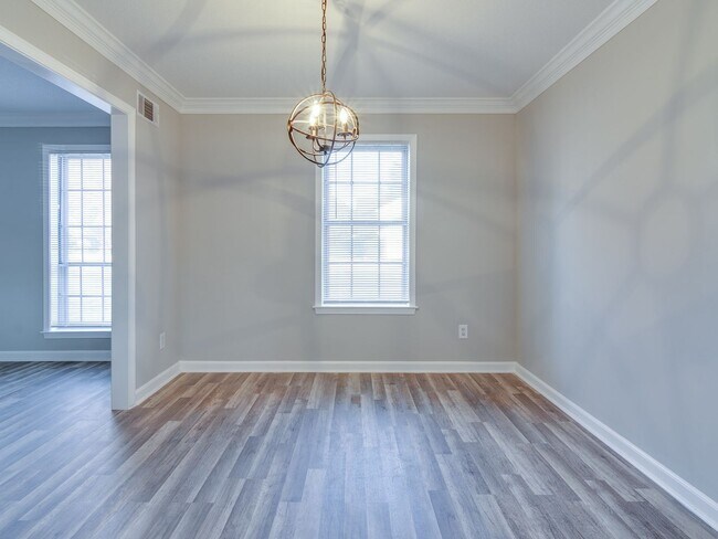 Building Photo - Spacious 4BR/2BA home in Fox Meadows - NEW...