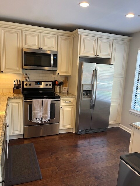359A Spoonbill Ln Mt Pleasant, SC 29464- 2 Bedroom 2.5 Bath End Unit Town Home for Rent - 359 Spoonbill Ln