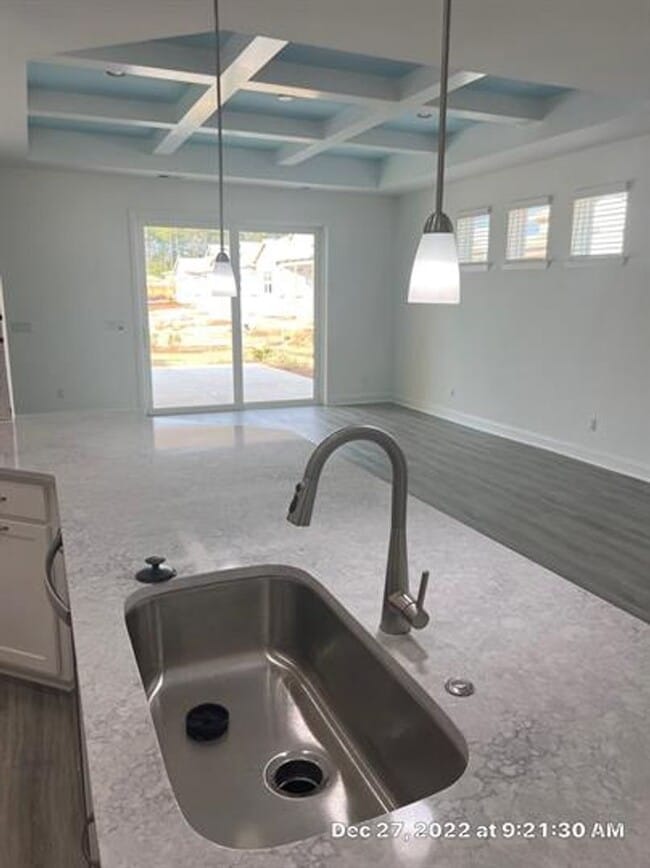 Building Photo - 1696 Shoreside Dr