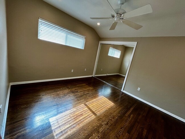 Building Photo - A home that has all the best of California Living!