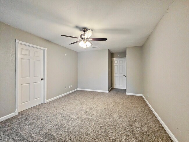 Building Photo - 1612 Cindy Ct