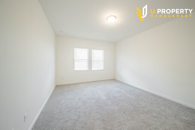 Building Photo - 808 Juniper St