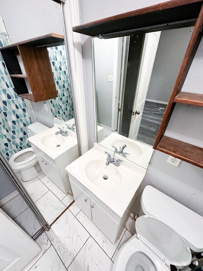 Building Photo - 2522 Rosalie St