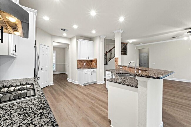 Building Photo - 2509 Salorn Way