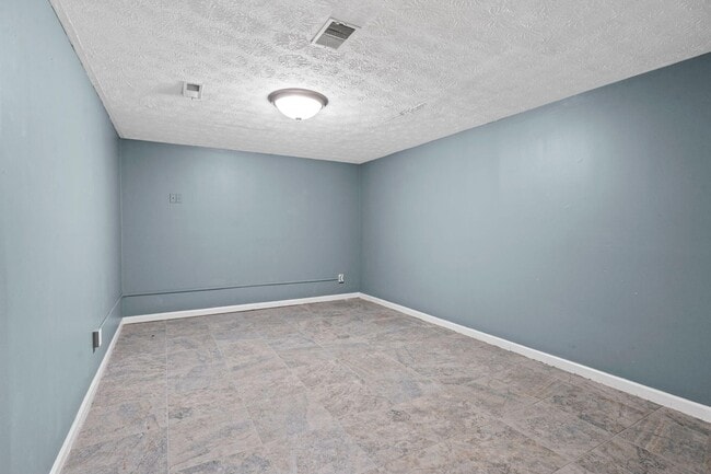 Building Photo - 1116 Shagbark Ln