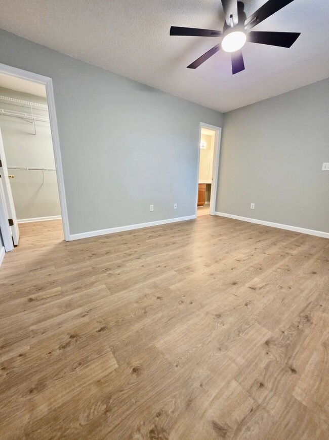 Building Photo - Charming 3 bedroom with fenced in yard - Tall Pines - Ladson