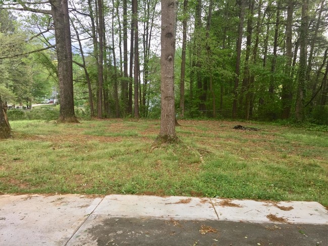 Building Photo - 1475 Chaseway Cir