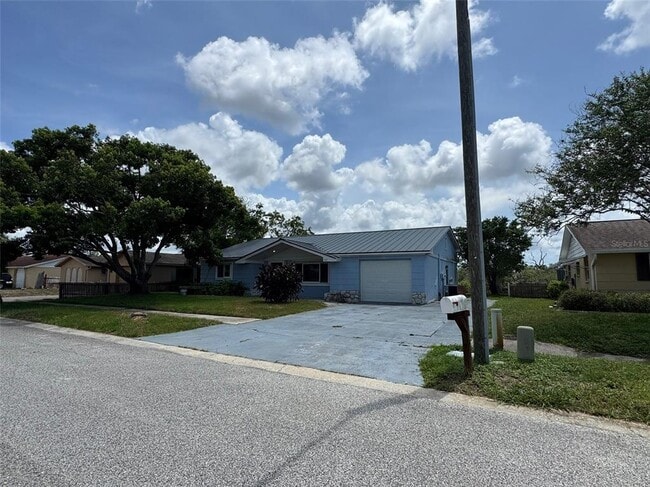 Building Photo - 1061 Rushmore Dr