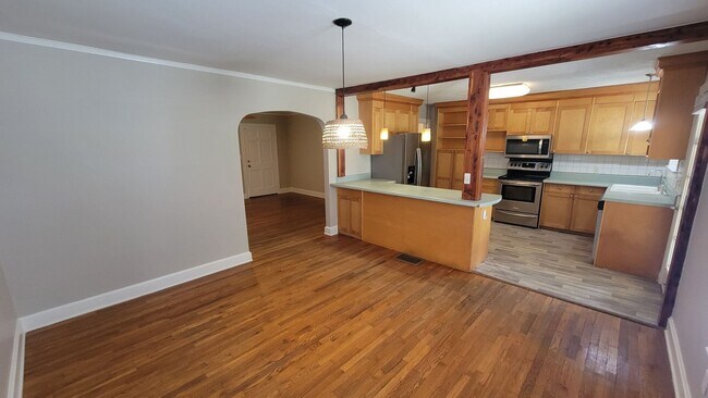 Building Photo - SEPTEMBER RENT SPECIAL! 2 Bed, 1 Bath Home Available in Greenville