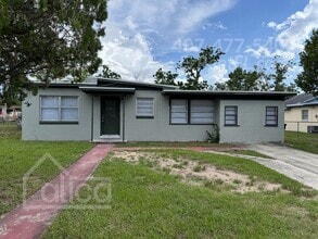 Building Photo - 5604 Cortez Dr