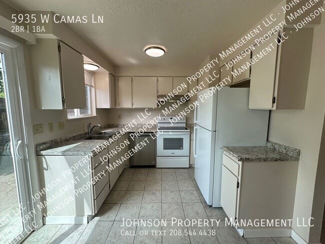 Building Photo - 5935 W Camas Ln