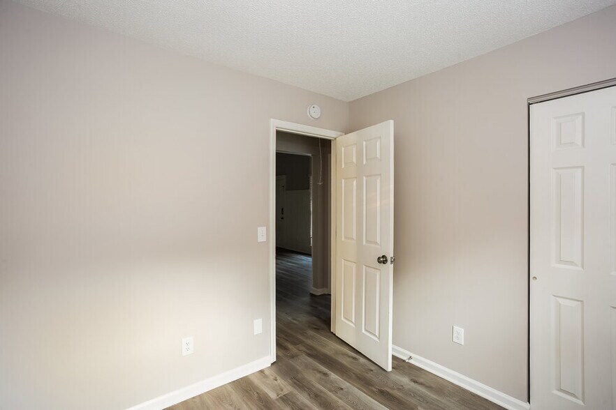 Building Photo - 1309 Southwind Ct SW