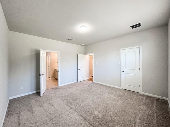 Building Photo - 409 Palo Brea Lp