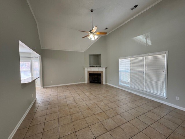 Building Photo - 9037 Carriage Creek Rd