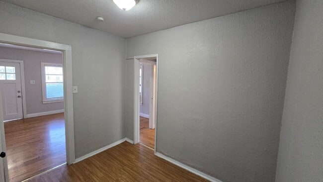 Building Photo - 218 Claremont Ave