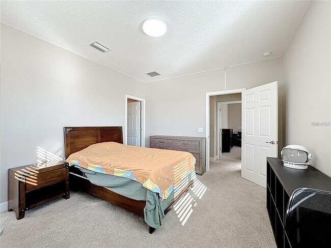 Building Photo - 6006 Anise Dr