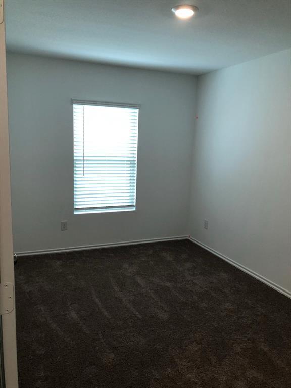 Building Photo - 11067 N Lake Mist Ln