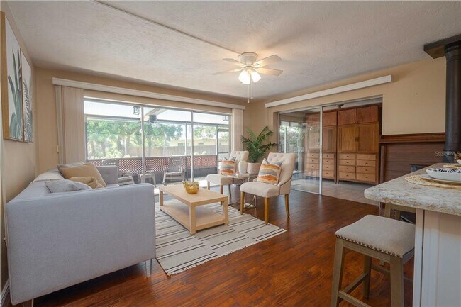 Building Photo - 11438 126th Terrace