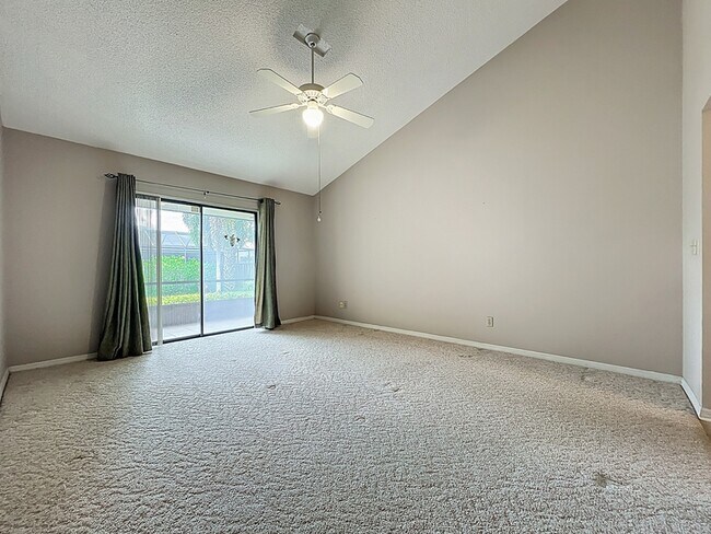Building Photo - 330 Markley Ct