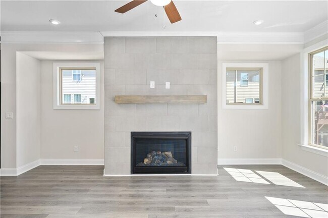 Building Photo - 1346 Rosen Rd