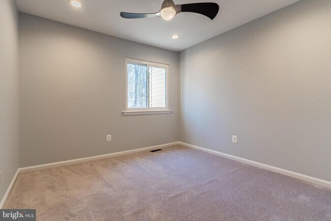 Building Photo - 5417 Long Boat Ct