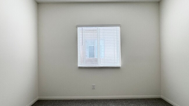 Building Photo - Single Story 3 Bedroom 3 bath home in Tule Springs! NEWLY BUILT! GATED COMMUNITY