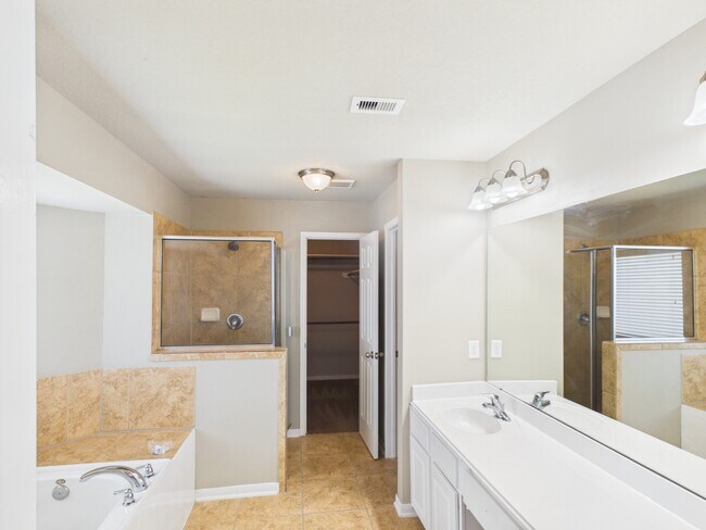 Building Photo - 17143 Deaton Mill Dr