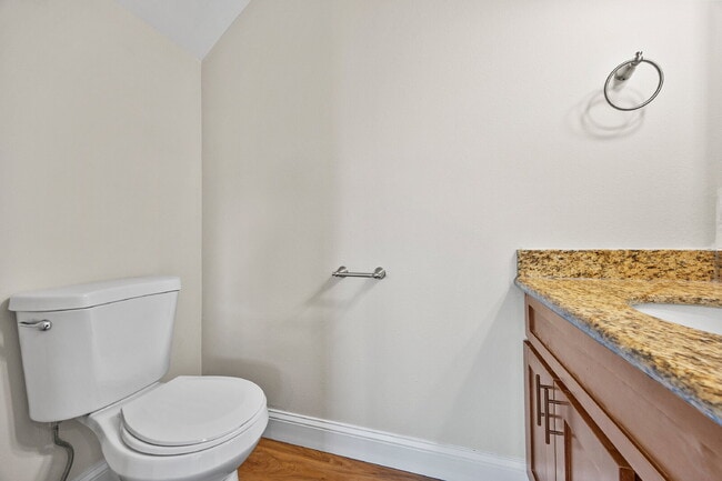 Building Photo - 4 bedrooms, 2.5 bathrooms with attached garage. This large unit is 3 floors!  Rent of $3295.00 in...