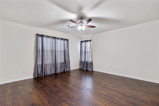 Building Photo - 29214 Legends Valley Dr