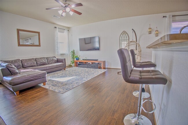 Building Photo - 6034 Starbrook Creek Dr