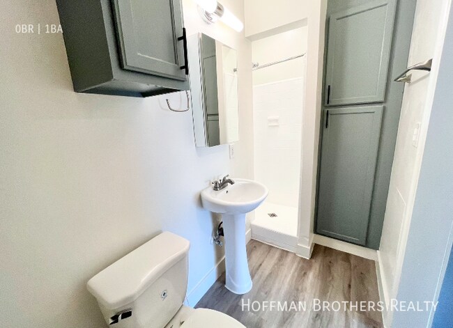 Building Photo - 6165 Coldwater Canyon Ave