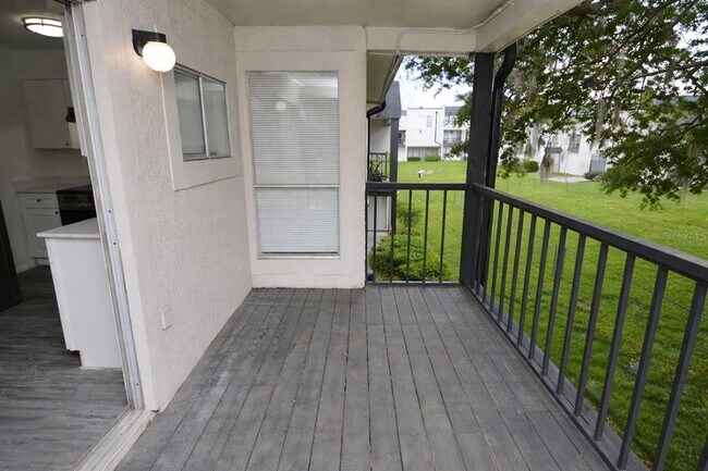 Building Photo - 5004 Castile Pl