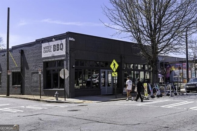 Building Photo - 78 Crumley St SE