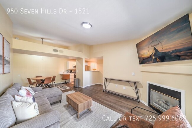 Building Photo - 950 Seven Hills Dr