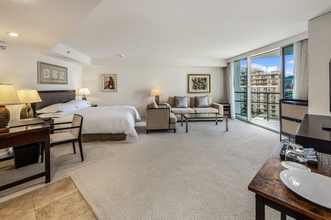 Building Photo - Spacious Waikiki Studio, One Block From Fort Derussy Beach