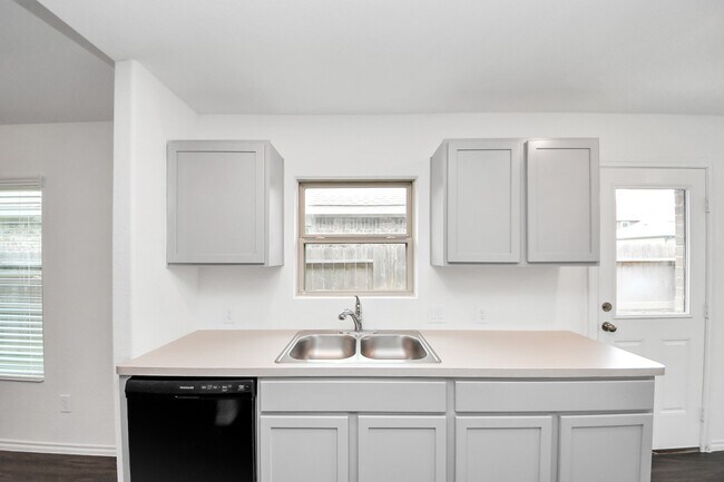 Building Photo - 32615 Orchard Haze Dr